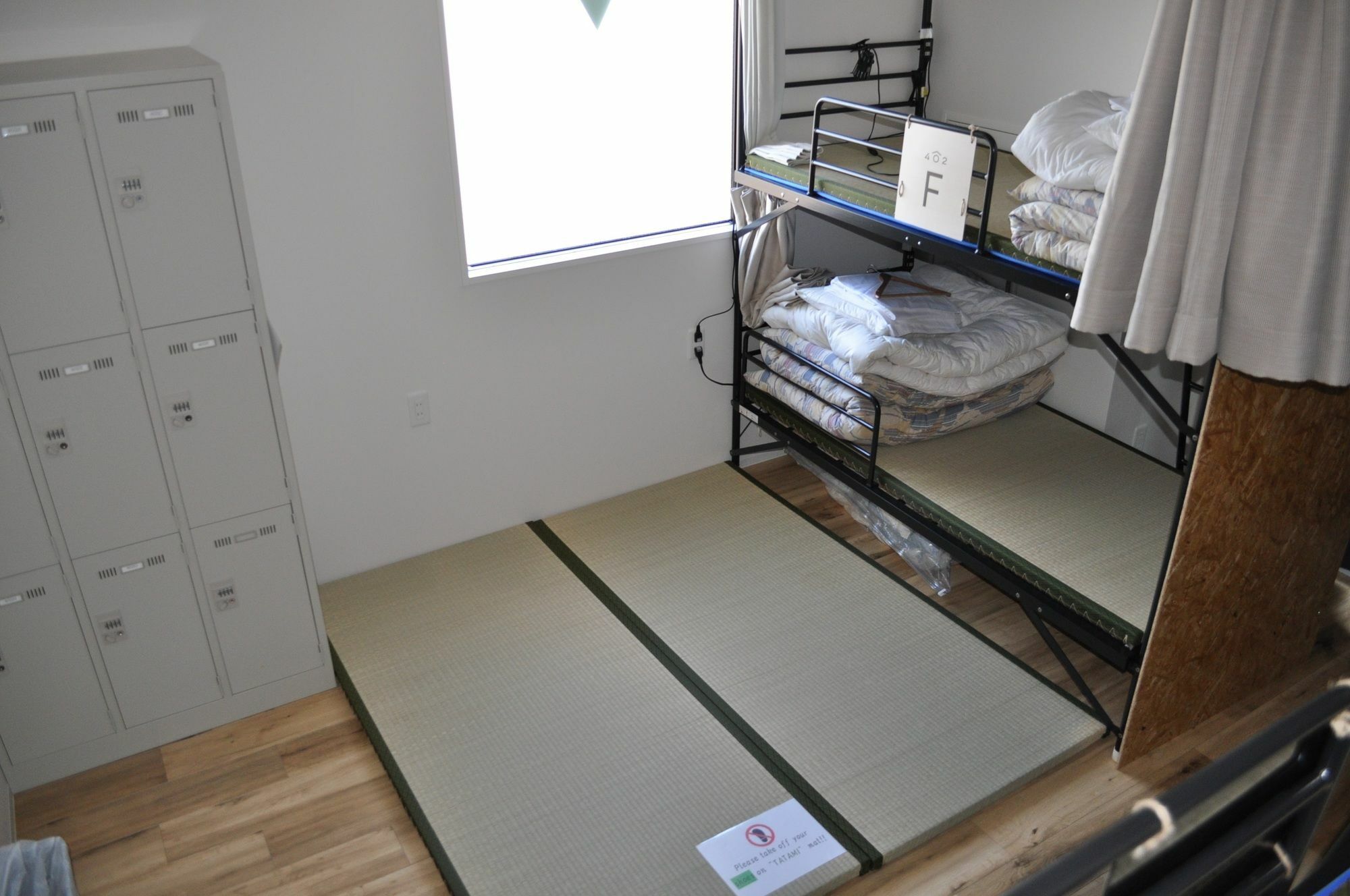 Albergue 04village Namba Osaka